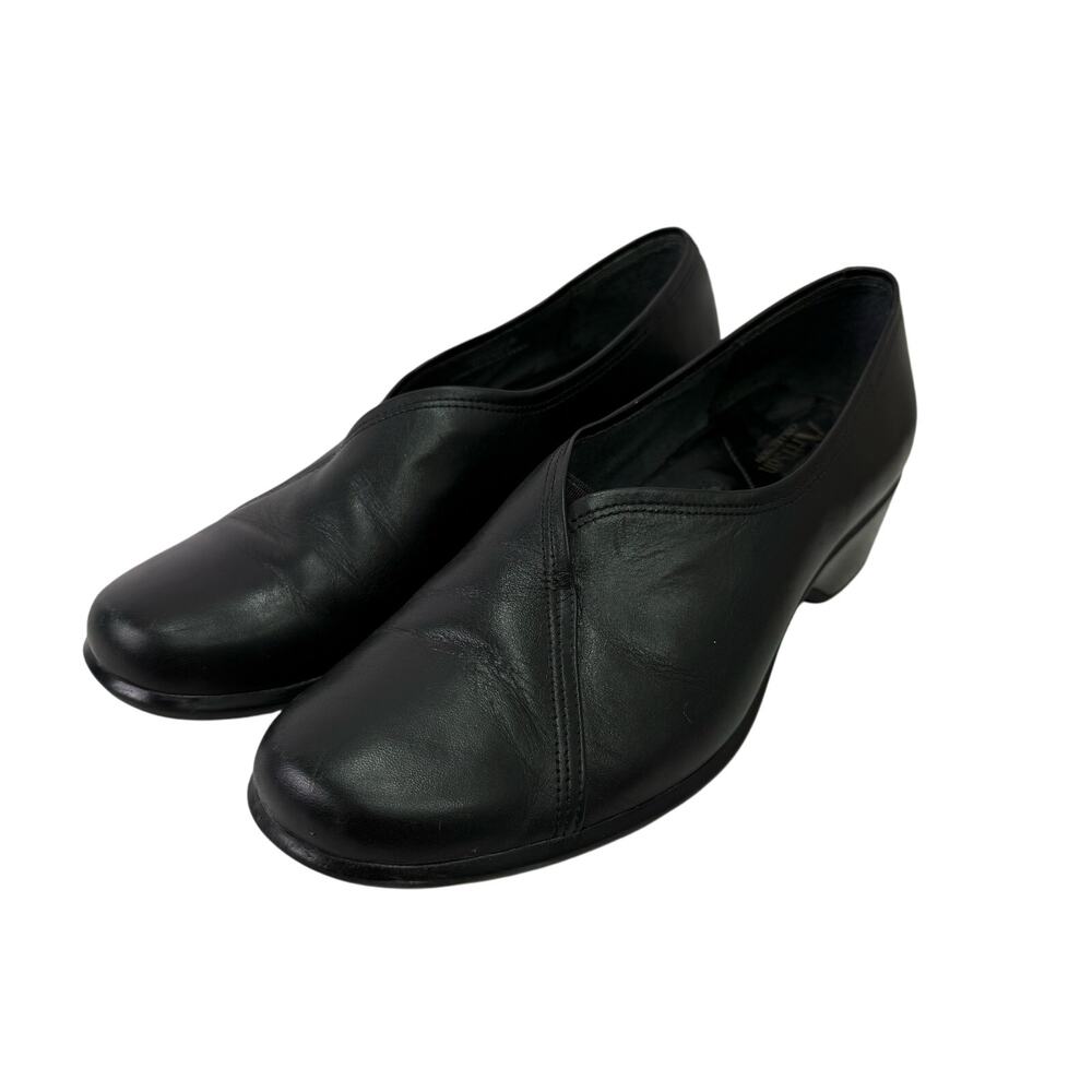 Clarks Women’s Shoes sz 9 Leather Artisan Slip On Comfort # box 961